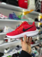 کفش اسپرت NIKE VIALE قرمز - تصویر 3